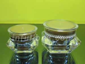 Plastic Jars with Covers PCJ-0